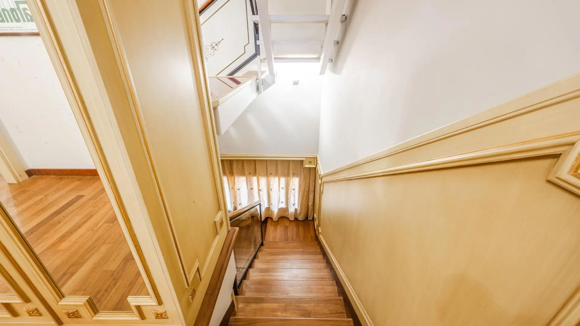 Apartment Ab Plus - Via Riva Di Reno 29 Bologna