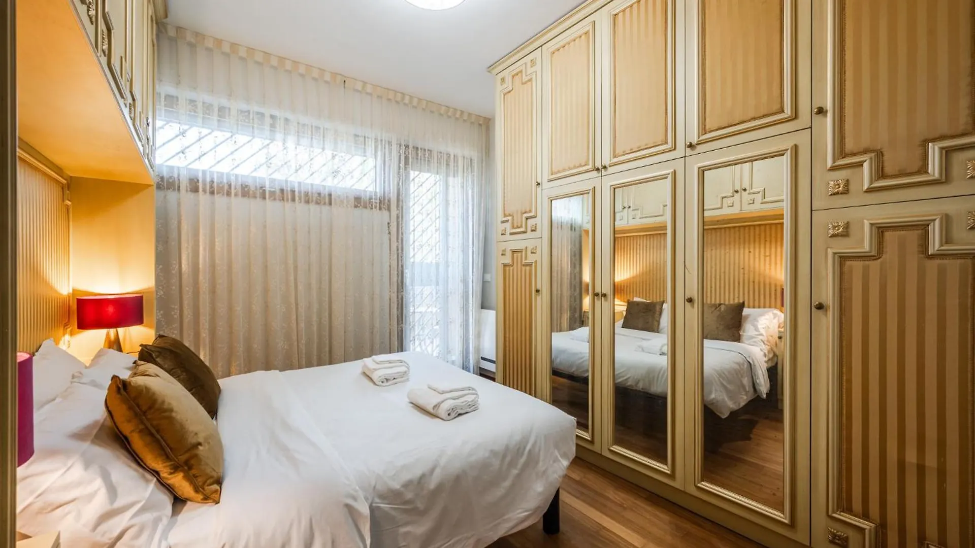 Ab Plus - Via Riva Di Reno 29 Bologna Italy