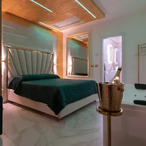  Apartament Fashion Gold With Jacuzzi & Car Garage
