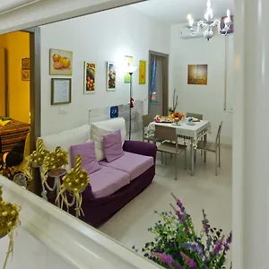 Casa In Centro!house In Center! Apartment