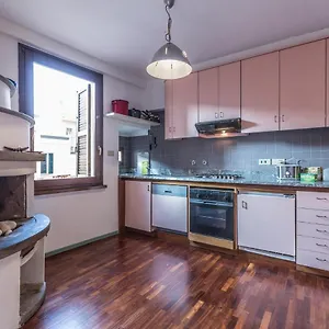 Unione, By Short Holidays Apartment