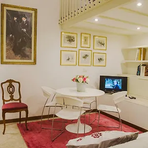 Apartment Mini Chic Downtown, Bologna