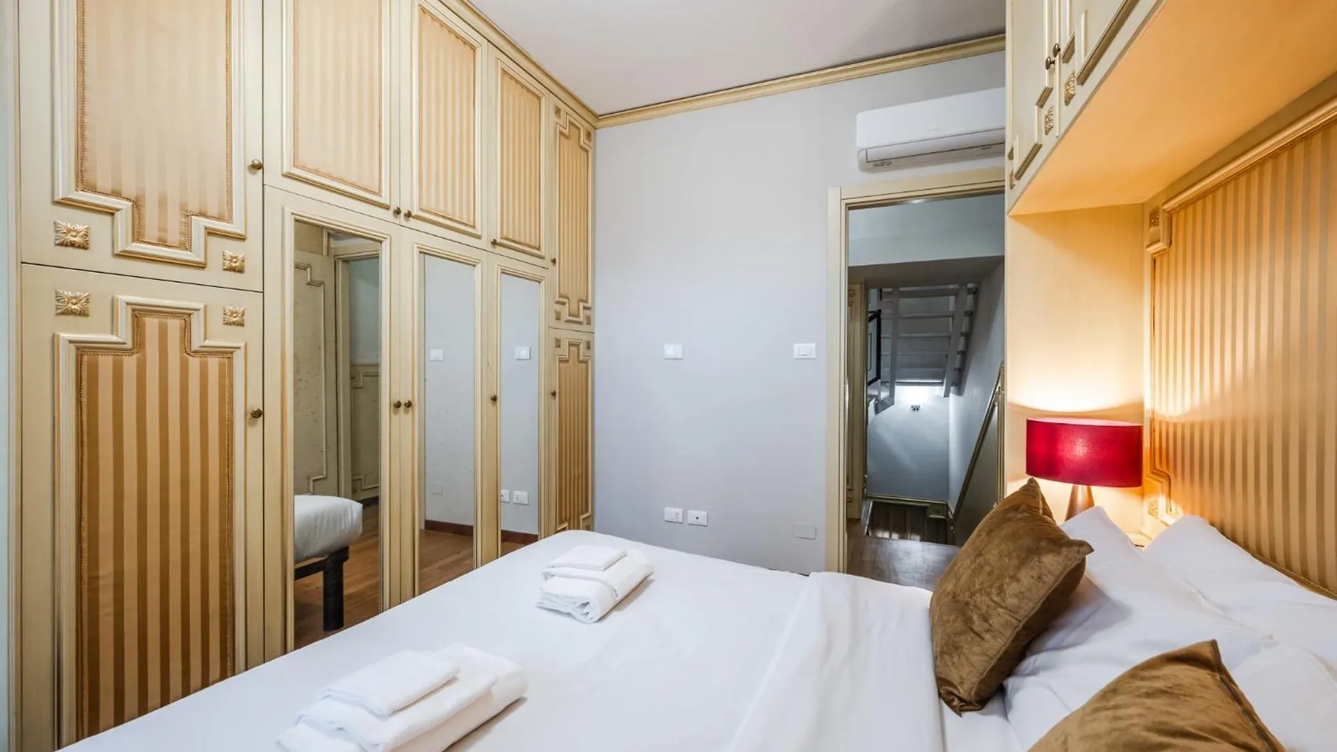 Ab Plus - Via Riva Di Reno 29 ボローニャ 0*,  イタリア